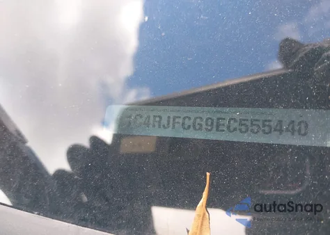 2014 Jeep Grand Cherokee Overland из США, поврежденный, VIN 1C4RJFCG9EC555440